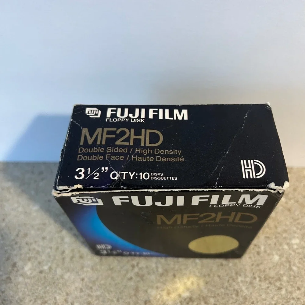 FujiFilm‎ Floppy Disk MF2HD 3.5